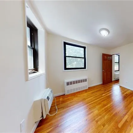 Image 4 - 1165 East 54th Street, New York, NY 11234, USA - Condo for sale