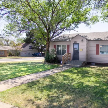 Rent this 2 bed house on 1901 25th Street in Lubbock, TX 79411