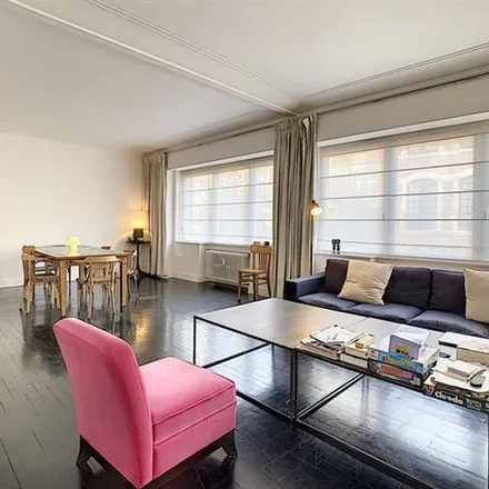 Rent this 3 bed apartment on Place Fernand Cocq - Fernand Cocqplein in 1050 Ixelles - Elsene, Belgium