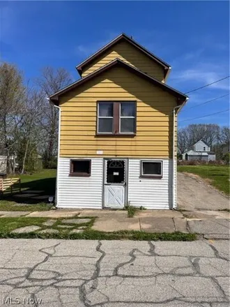 Buy this 4 bed house on 14 Tremble Avenue in Campbell, Mahoning County