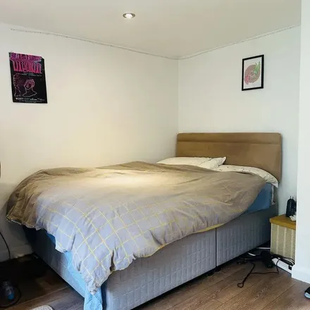 Image 8 - Ewe Close, London, N7 9TL, United Kingdom - Apartment for rent