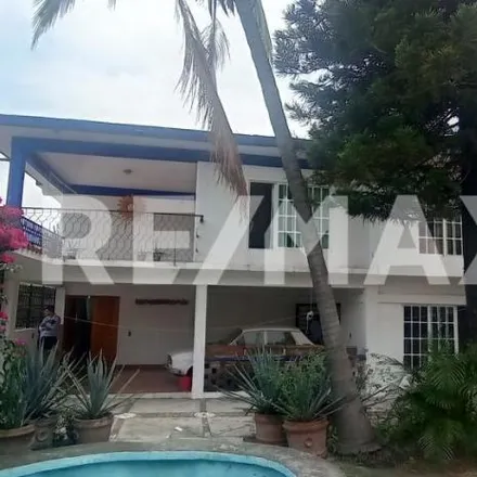 Buy this 5 bed house on Calle San Miguel in Porvenir, 62398