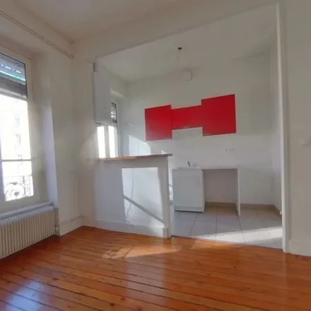 Rent this 3 bed apartment on 33 Rue Baraban in 69003 Lyon, France