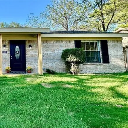 Buy this 4 bed house on 2499 Westchester Drive in Pantego, Tarrant County