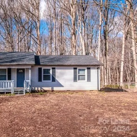 Rent this 3 bed house on 1149 Camp Creek Road in Lincoln County, NC 28080
