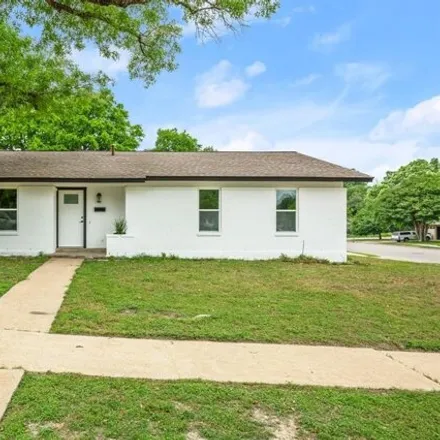 Buy this 3 bed house on 9006 Lodge Ct in Austin, Texas
