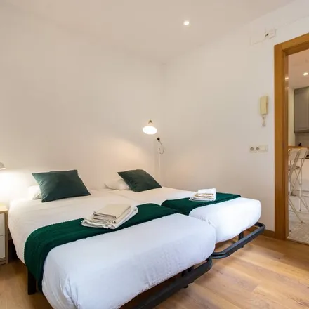 Rent this 2 bed apartment on 08002 Barcelona