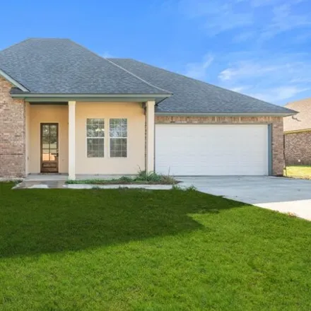 Buy this 4 bed house on 316 Prairie Lane in Lafayette Parish, LA 70501