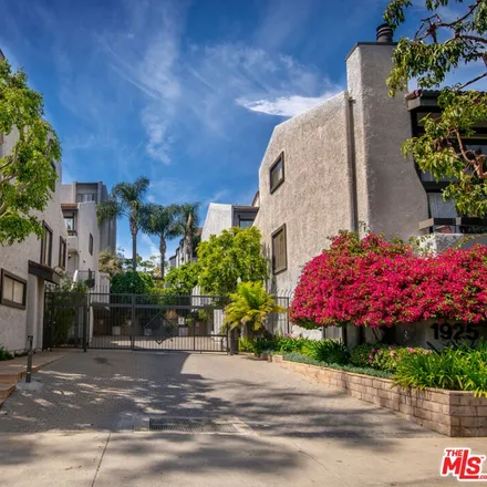 Image 4 - 1925 South Beverly Glen Boulevard, Los Angeles, CA 90025, USA - Townhouse for sale