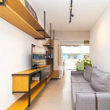 Buy this 1 bed apartment on Rua Doutor Penaforte Mendes in Bela Vista, São Paulo - SP