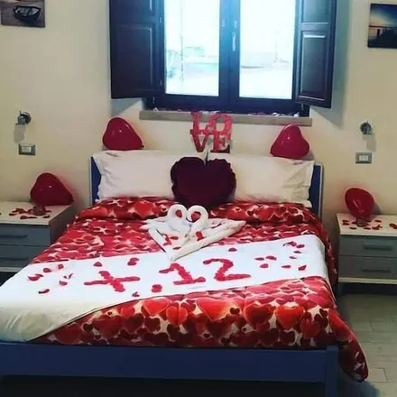 Rent this 1 bed house on 84048 Santa Maria di Castellabate SA