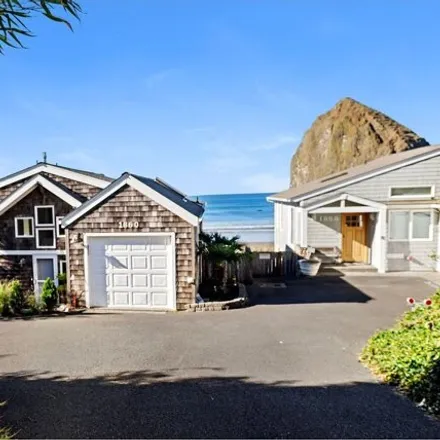 Buy this 4 bed house on 1863 South Pacific Street in Cannon Beach, Clatsop County