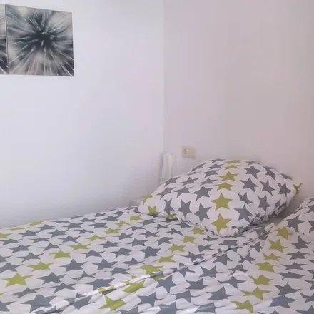 Rent this 2 bed townhouse on Peníscola / Peñíscola in Valencian Community, Spain