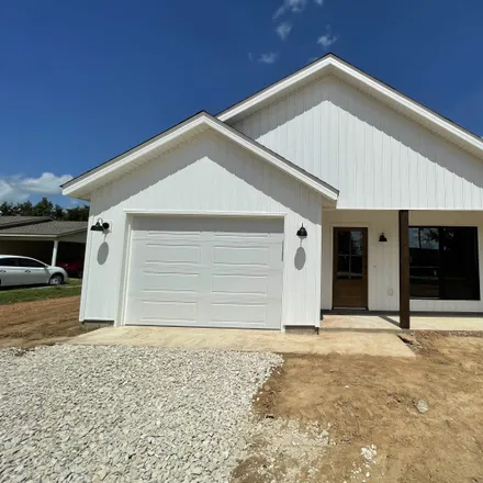 Buy this 3 bed house on 5300 Lisa Street in Paragould, AR 72450