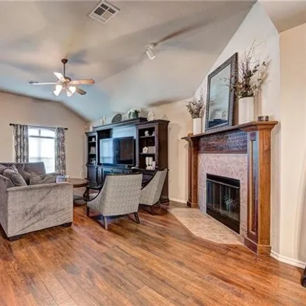 Image 3 - 2551 Northern Hills Road, Norman, OK 73071, USA - House for sale