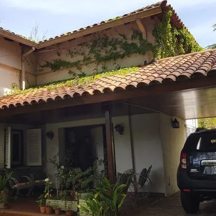 Buy this 2 bed house on Intendente Doctor Martín González 1397 in Adrogué, Argentina