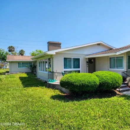 Buy this 6 bed house on 1175 John Anderson Drive in Ormond Beach, FL 32176