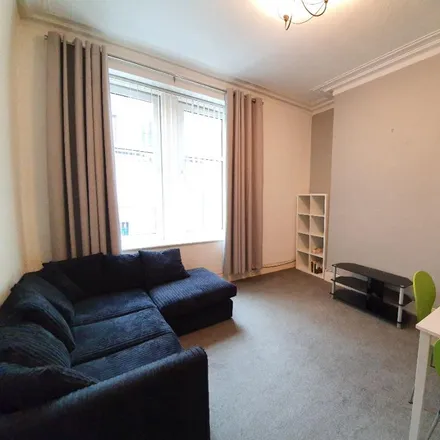 Rent this 2 bed apartment on 25 Wallfield Crescent in Aberdeen City, AB25 2LD