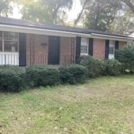 Rent this 3 bed house on 4549 West Jocelyn Road in Beacon Hills, Jacksonville