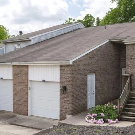 Buy this 2 bed condo on 5321 Country Club Lane in Burlington, KY 41005