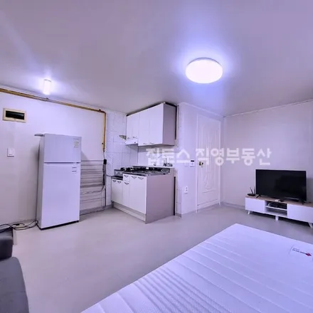 Image 2 - 서울특별시 강남구 역삼동 684-9 - Apartment for rent