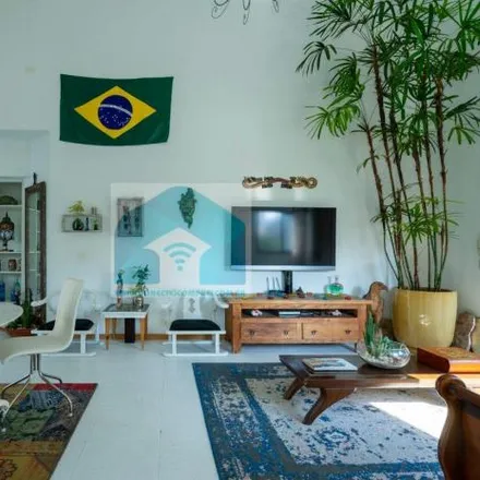 Buy this 2 bed apartment on Rua Antônio Aggio in Vila Andrade, São Paulo - SP