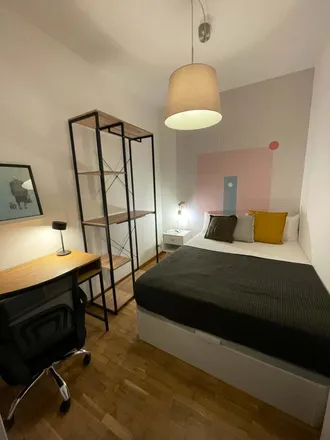 Rent this 1 bed room on Taller de Tapes in Travessera de les Corts, 64