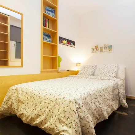 Rent this 2 bed apartment on Panadería de la Concepción in Carrer de Girona, 08001 Barcelona