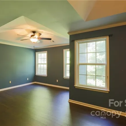 Image 8 - 14333 Crown Harbor Drive, Mecklenburg County, NC 28278, USA - House for sale