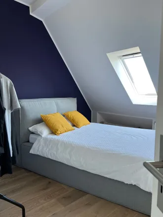 Rent this 1 bed apartment on Mittelweg 53 in 12053 Berlin, Germany
