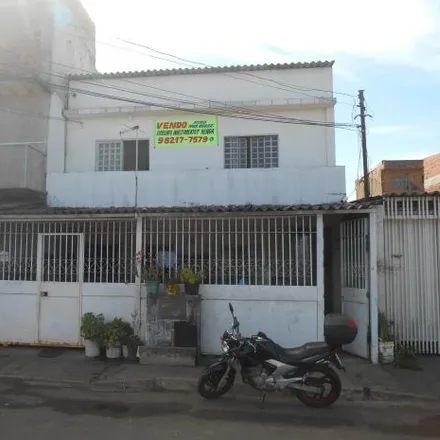 Buy this 5 bed house on Riacho Fundo II 2ª Etapa QC 4 Conjunto 12 in Riacho Fundo II - Federal District, 71882-108