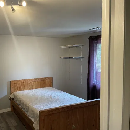 Rent this 1 bed house on London
