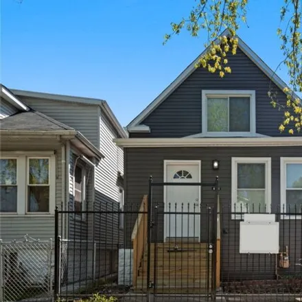 Image 1 - 6721 South Oakley Avenue, Chicago, IL 60636, USA - House for sale