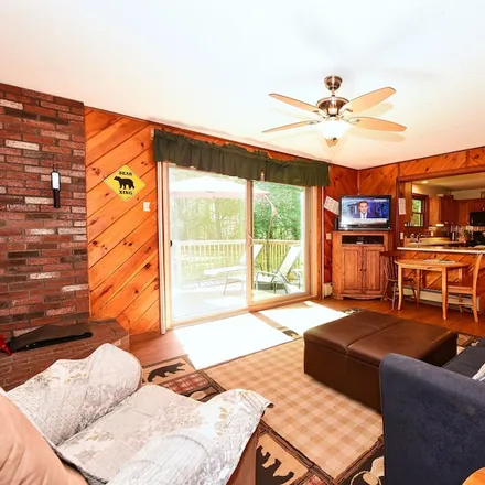 Image 5 - Conway, NH, 03860 - House for rent