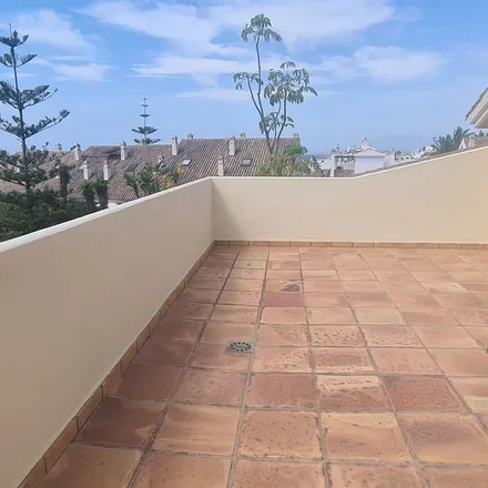 Image 9 - Calle Bahía, 29670 Marbella, Spain - Apartment for rent