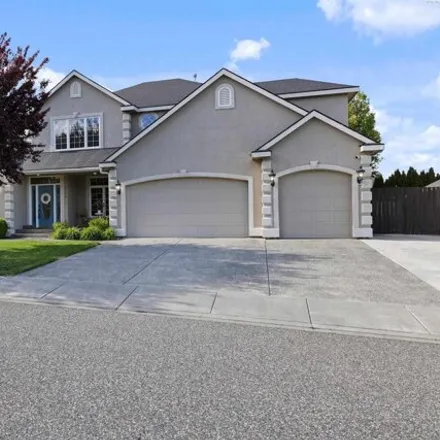 Buy this 4 bed house on 3560 Nottingham Drive in Richland, WA 99352