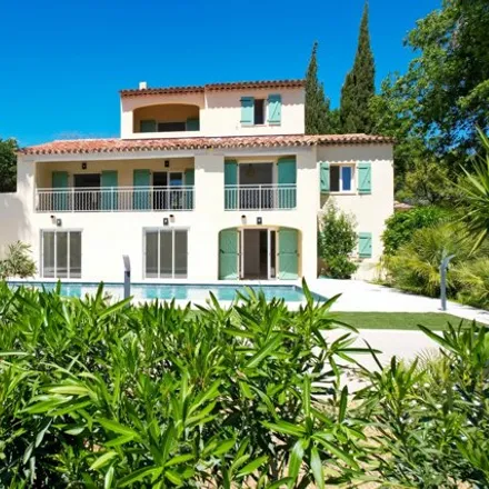 Buy this 5 bed house on 15 Place Vieille in 83310 Grimaud, France