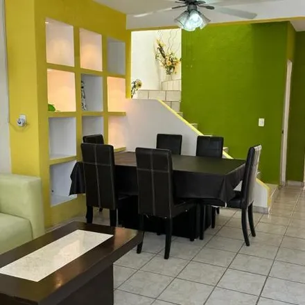 Rent this 2 bed house on Avenida de las Américas in 77500 Cancún, ROO