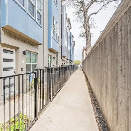 Buy this 2 bed condo on 4928 Live Oak Street in Dallas, TX 75206