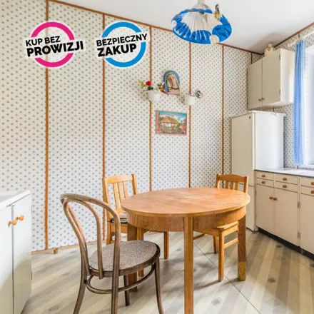 Buy this 3 bed apartment on Leona Wyczółkowskiego 53 in 80-147 Gdansk, Poland