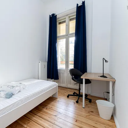 Image 3 - Wisbyer Straße 71, 10439 Berlin, Germany - Room for rent