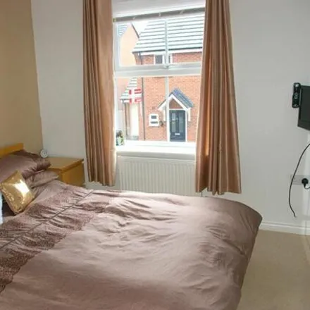 Image 5 - Brett Young Close, Halesowen, B63 3BJ, United Kingdom - Room for rent