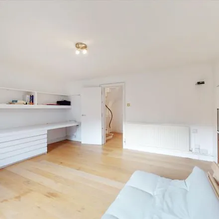 Rent this 5 bed apartment on 20-28 Marlborough Hill in London, NW8 0NJ
