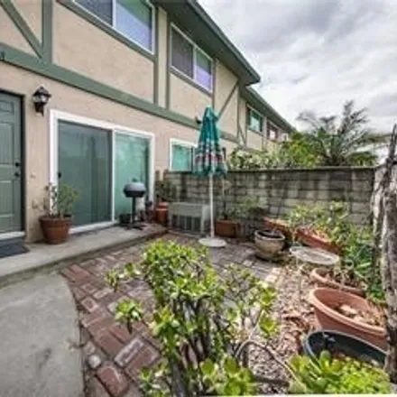 Image 1 - 1862 South Mountain Avenue, Ontario, CA 91762, USA - House for sale