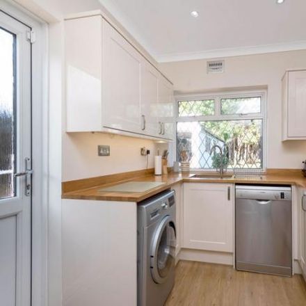 Rent this 3 bed house on Wren Road in London DA14 4NG, United Kingdom