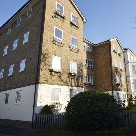 Rent this 1 bed apartment on Maplehurst Close in London, KT1 2HD
