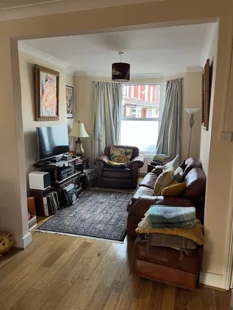 Rent this 1 bed house on London in Plaistow, GB