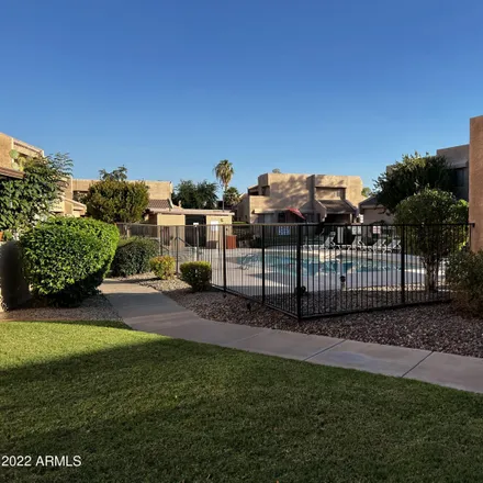 Image 3 - 10828 North Biltmore Drive, Phoenix, AZ 85029, USA - Apartment for sale