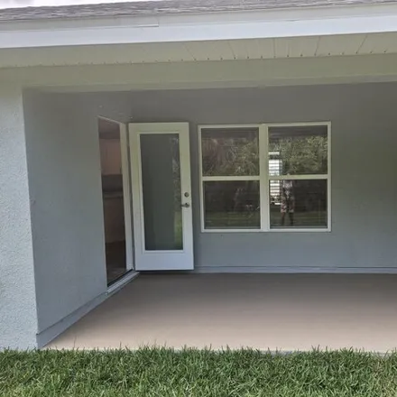 Image 5 - Vespera Street, Lakewood Park, FL 34951, USA - House for rent