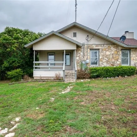Rent this 3 bed house on 2383 FM 200 in Nemo, Somervell County